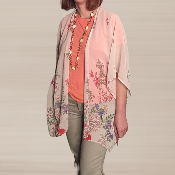 FINAL TOUCH Floral Open Front Kimono Cover-up. - Picture 2 of 7
